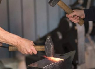 SCHNUPPERSCHMIEDEN FÜR GROSS UND KLEIN