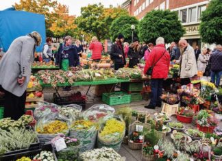 BAUERN- UND REGIONALMARKT IN KIEL