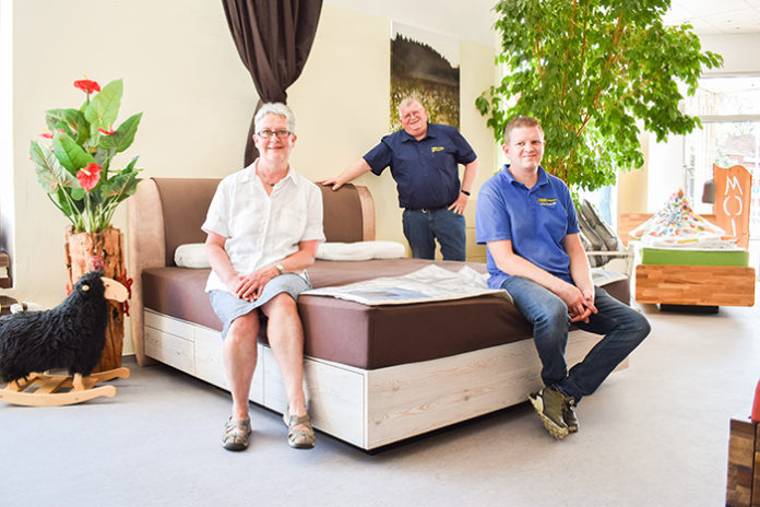 In erholsamer Mission unterwegs (v.l.): Monika, Georg und Lukas Marquardt von Waterbed Discount Kiel.