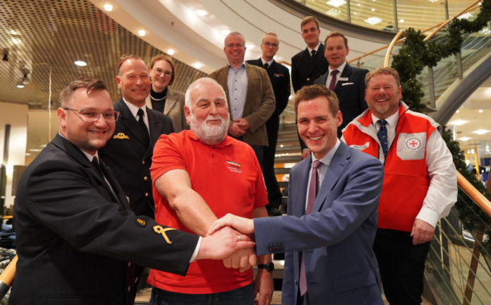 PM Nortex spendet 5000 Euro an die DGzRS 2