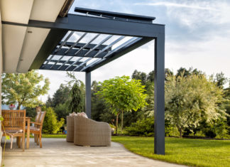 Lamellendach und freistehende Terrassenüberdachung – Schutz und Freiheit auf Ihrer Terrasse
