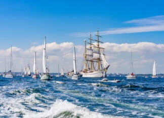 Segeln auf der Förde: Schiffstörns zur Kieler Woche