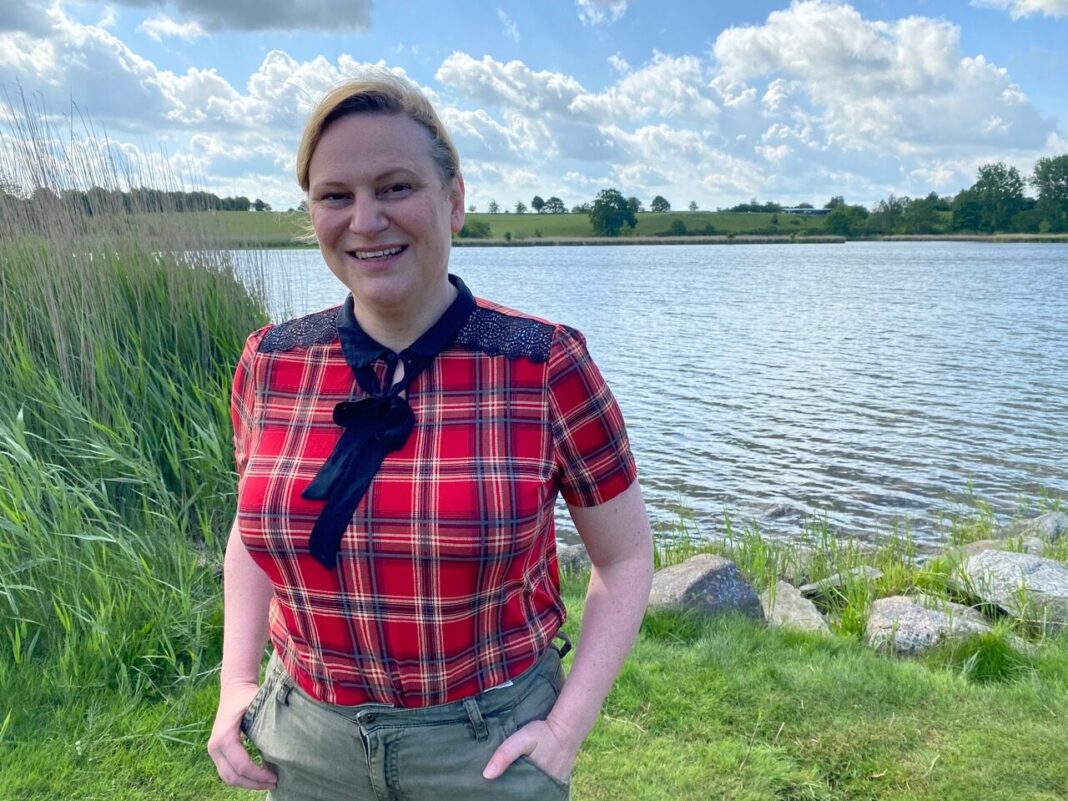 Autorin Jana Stieler an der Schlei