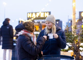 Hafenglühen am Drehbrückenplatz